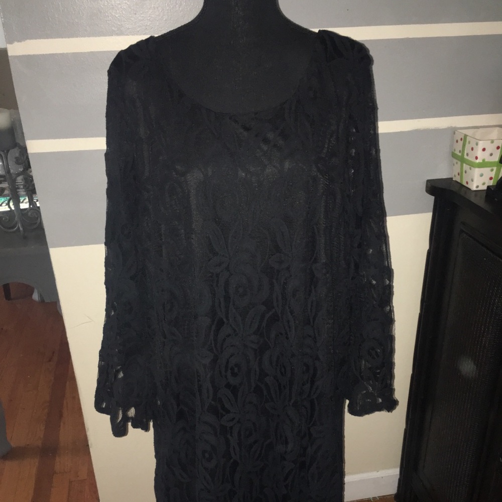 Black lace sheath dress